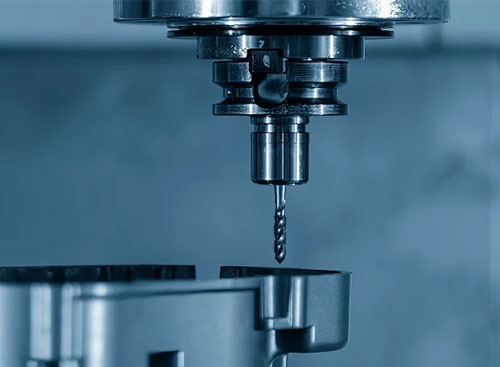 サーボモータ：本格的なCNCパフォーマンスにおける欠けている要素